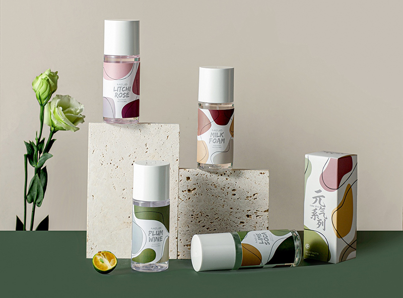 小香氛的大生意：御梵們?nèi)绾螕纹鸢賰|香氛市場(chǎng)？