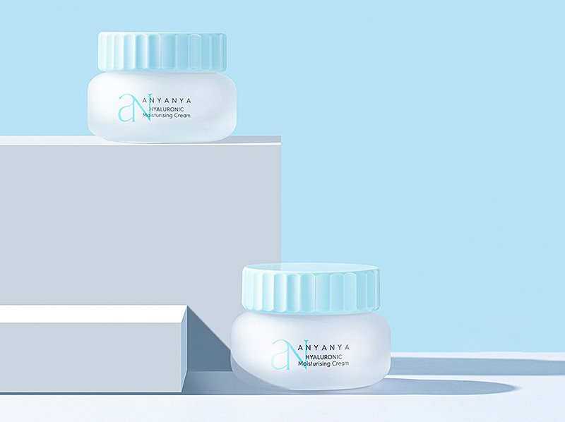 又一千億級(jí)市場(chǎng)在國(guó)人臉上誕生，它會(huì)是國(guó)產(chǎn)護(hù)膚品彎道超車的新機(jī)會(huì)？