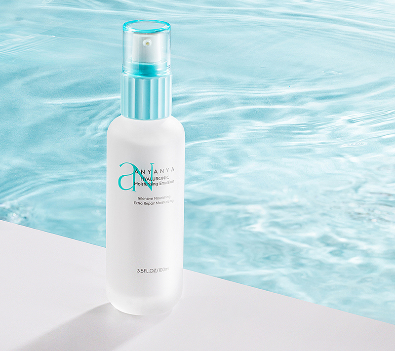 又一千億級(jí)市場(chǎng)在國(guó)人臉上誕生，它會(huì)是國(guó)產(chǎn)護(hù)膚品彎道超車的新機(jī)會(huì)？