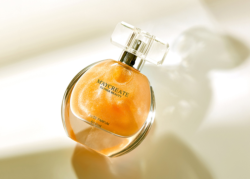 產(chǎn)香水后起直追？香水品類里能誕生一個完美日記嗎？